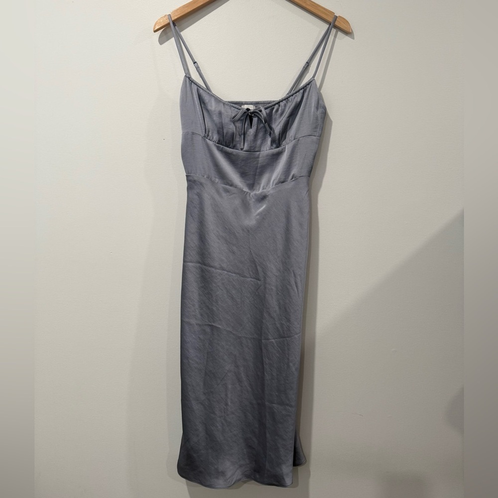 Wilfred Bellow Satin Midi Dress Size 4 Aritzia #101661 - Picture 2 of 12